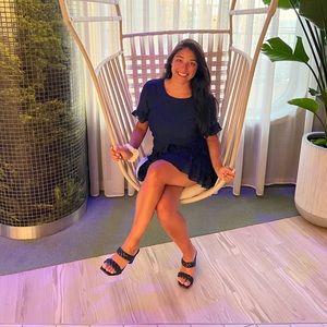 Meet your Posher, Cristina